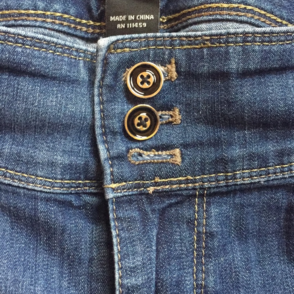 WHBM Jeans - Picture 4 of 5